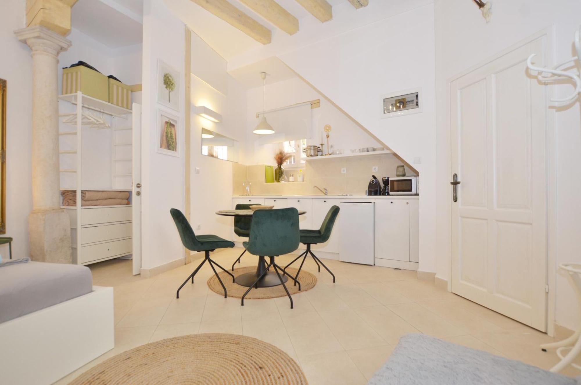 Apartments Lavanda And Oliva Ровин Екстериор снимка